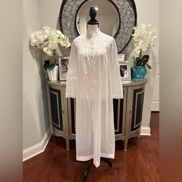 Dior Dresses & Skirts - Vintage 80's Christian Dior White Lace-Trim Lingerie dress .